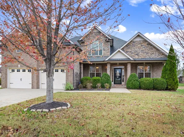 146 Parkland Cir, Clarksville, TN 37043