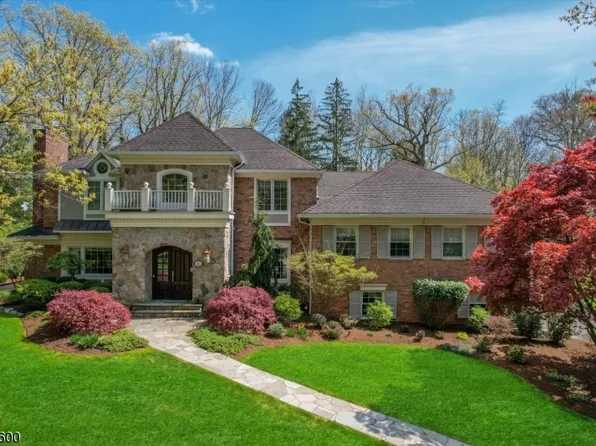 16 Athens Rd, Millburn Twp., NJ 07078