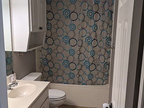3rd image of 1814 Bayou Bend Dr