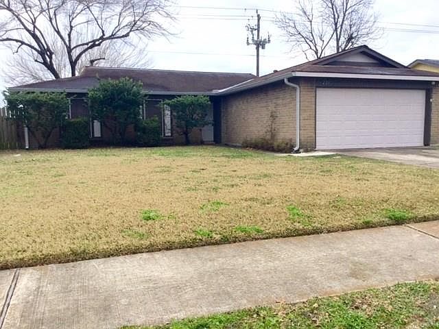 1st image of 2310 Green Valley Dr