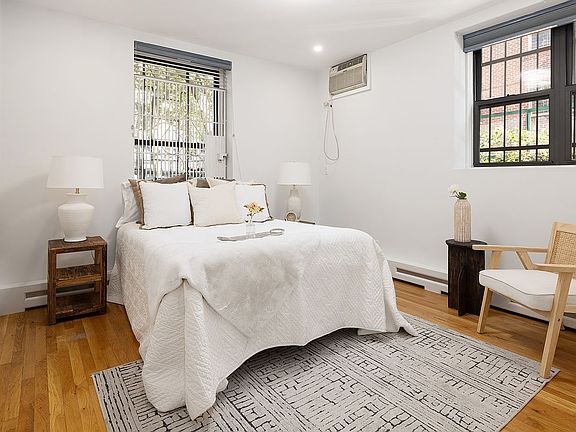 4th image of 203 W 102nd St APT 1F