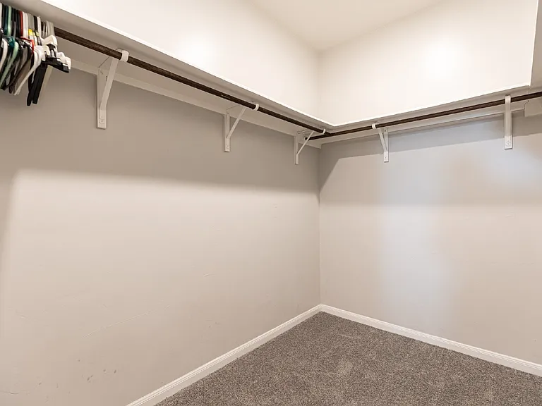 3923 Ivy Path — Photo 24