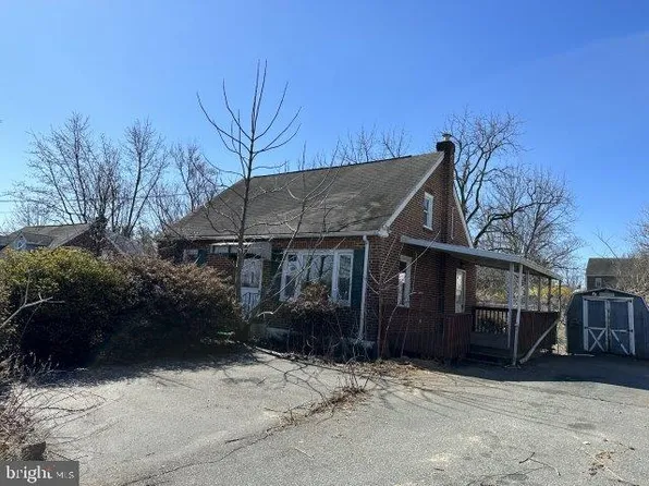12 Peach Dr, Boyertown, PA 19512
