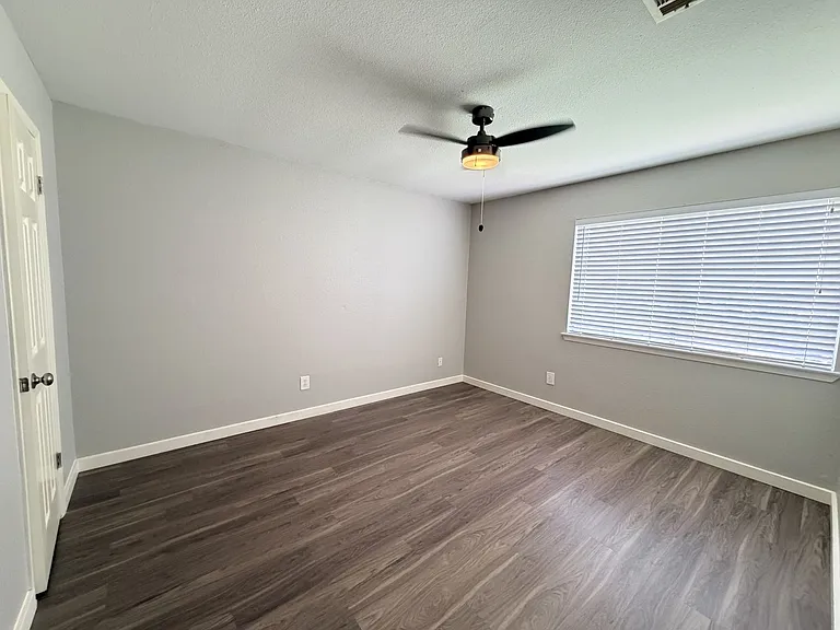 10615 Golden Quail Dr — Photo 5