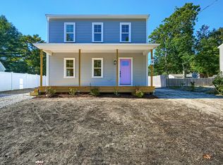 8 E Puritan Ave, East Wareham, MA 02538