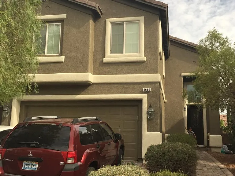 9946 Rockside Ave — Photo 1
