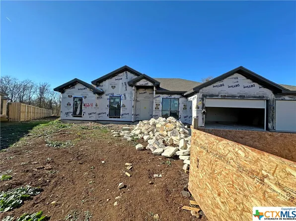 824 Eagle Crest Cv, Salado, TX 76571