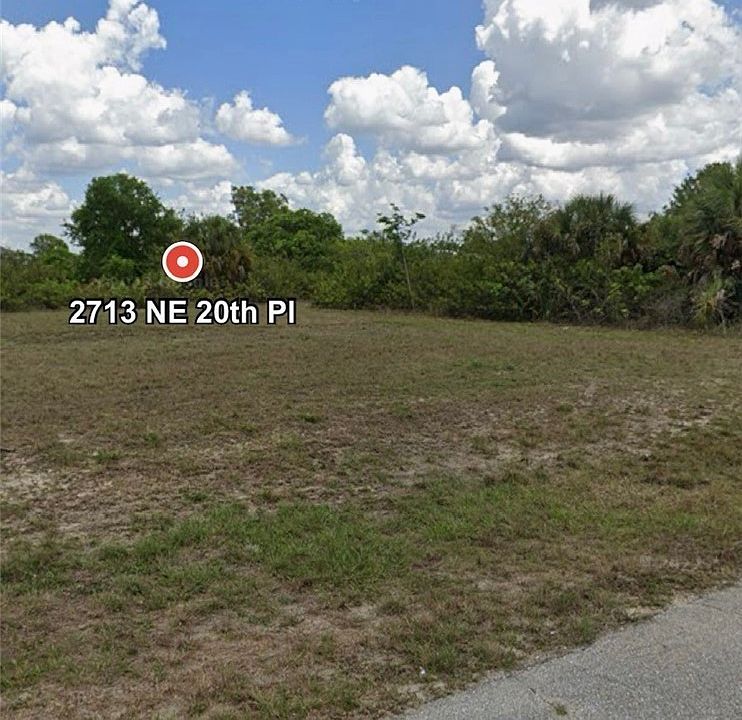 2nd image of 2713 NE 20th Pl