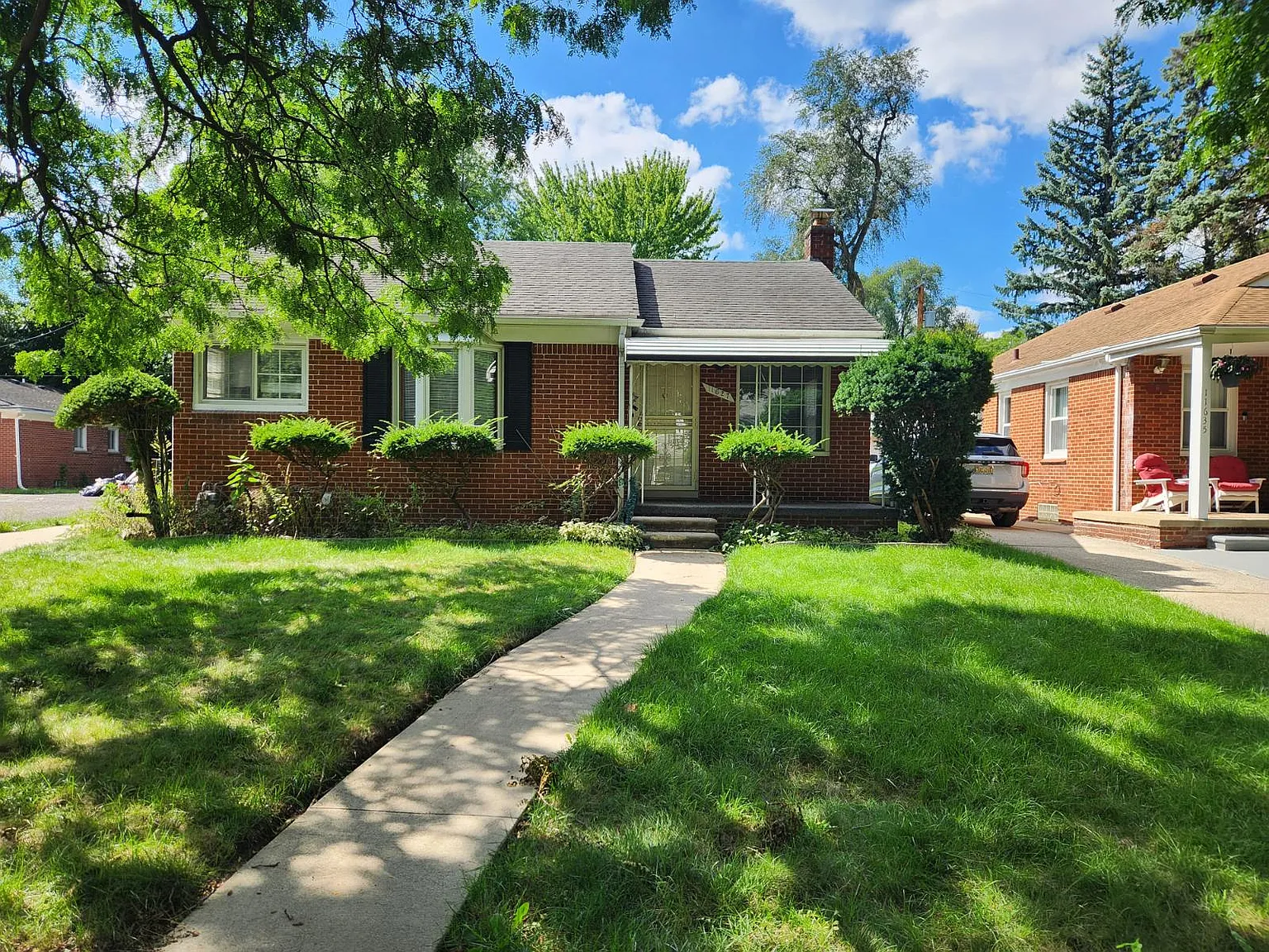 2 bed, 810 sqft, $1,400 — Photo 1
