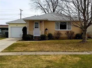 73 Karen Ln, Depew, NY 14043