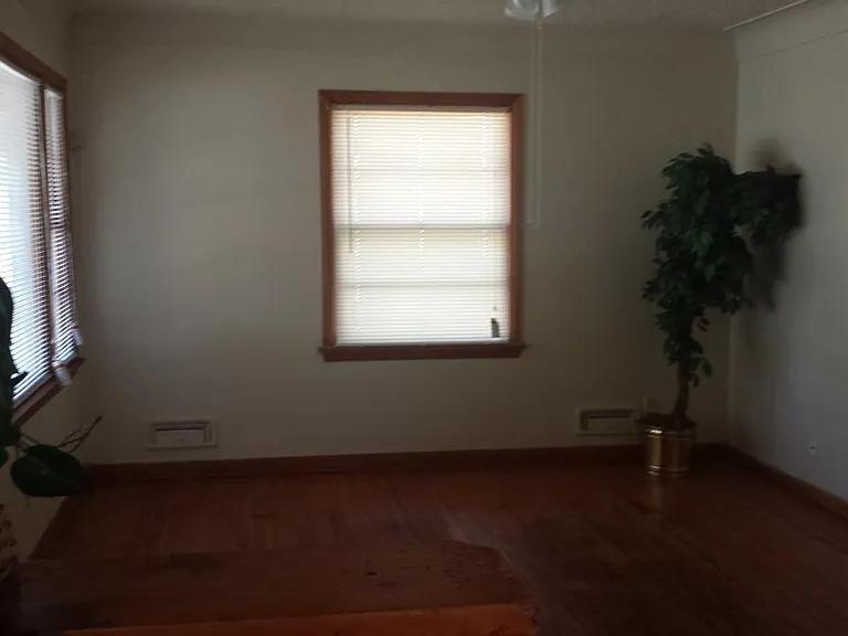 Spacious Living Rm