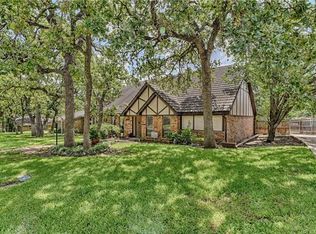 5510 Summit Ridge Trl, Arlington, TX 76017