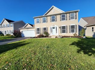 1333 Walnut Ridge Dr, Montgomery, IL 60538