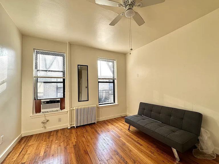 444 W 49th St #4C — Photo 1