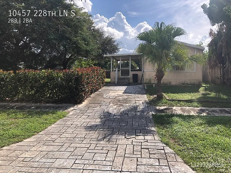 10457 S 228th Ln — Photo 43