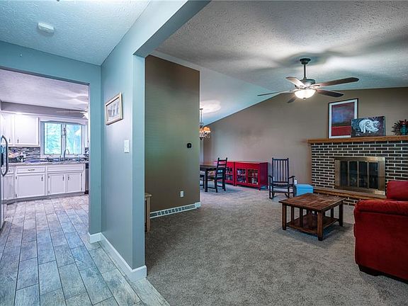 2nd image of 4650 Estes Dr