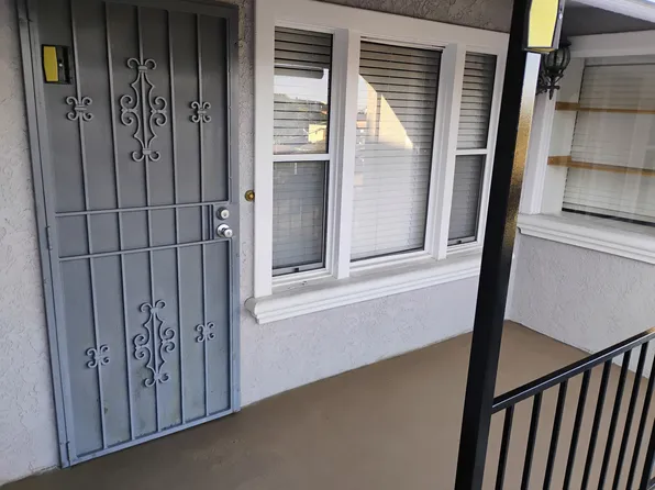 664 W 3rd St #A, San Pedro, CA 90731