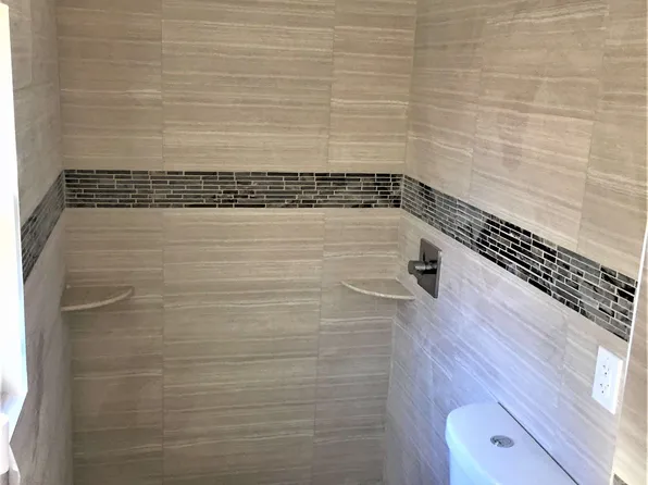 843 Euclid Avenue image 15 of 18