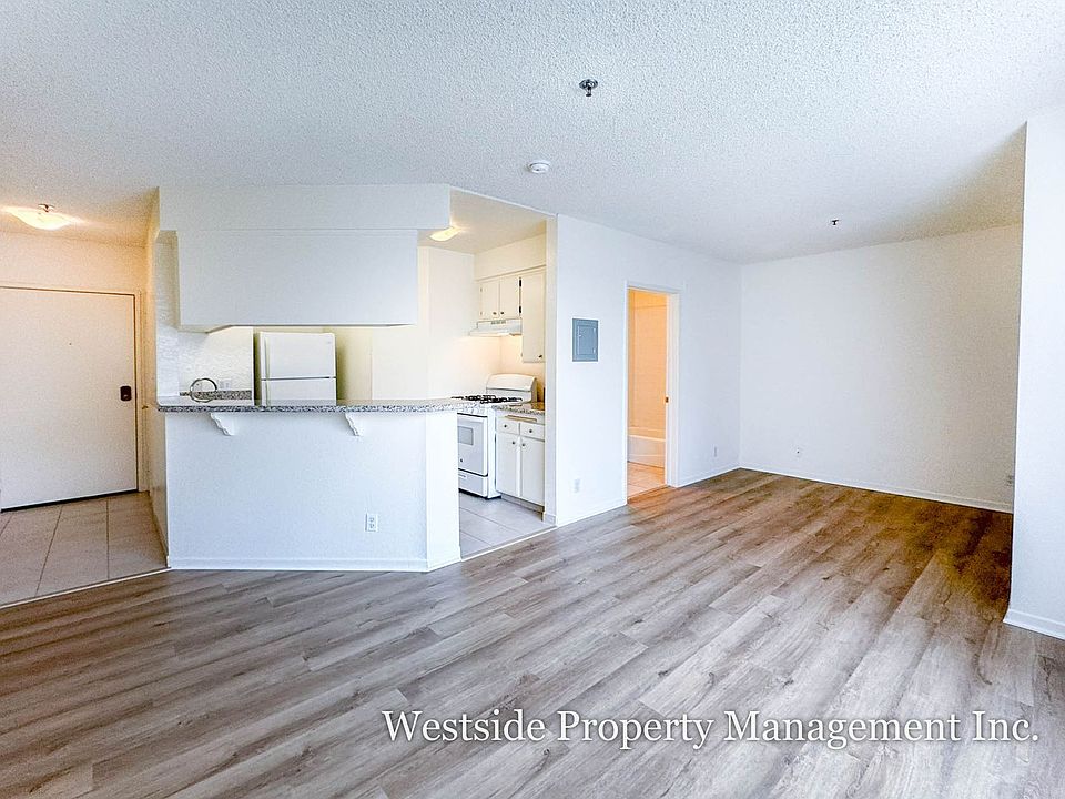 1st image of 3848 Overland Ave APT 212
