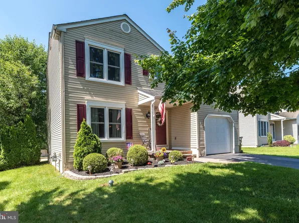 133 Hedgerow Dr, Souderton, PA 18964