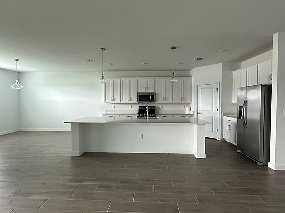 4th image of 10855 Timber Creek Dr