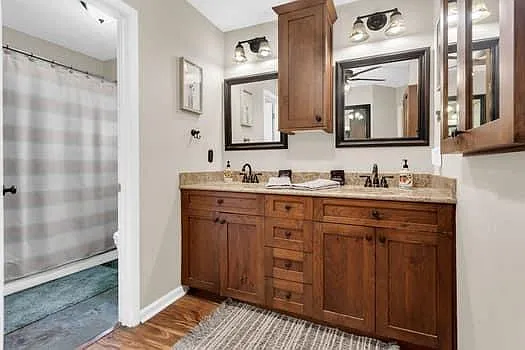 1833 Tree Top Ct — Photo 25