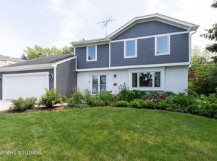 519 Juniper Pkwy, Libertyville, IL
