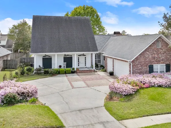 10762 Thistlewood Dr, Baton Rouge, LA 70810