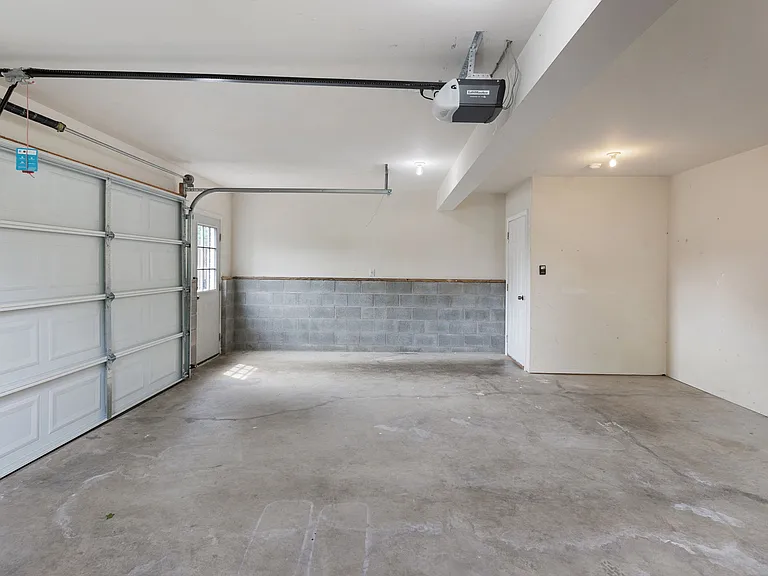 8001 Anna Ct — Photo 6