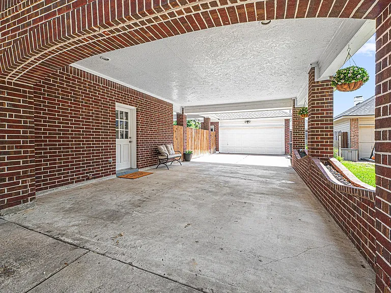 19822 Morning Brook Ln — Photo 36