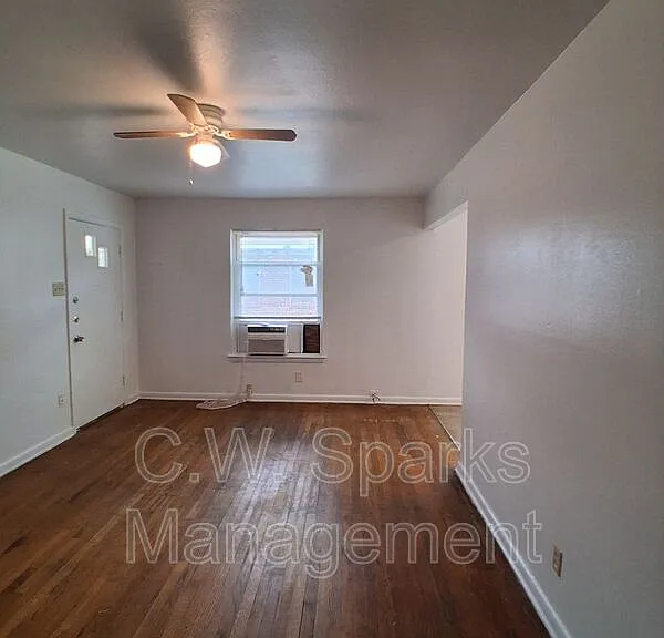 3021 Avon St — Photo 10