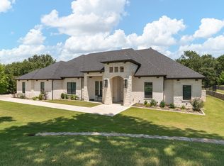 624 Bonnards Peak Rd, Burleson, TX 76028