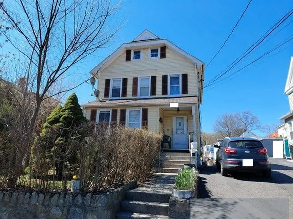 424 Willett Ave, Port Chester, NY 10573