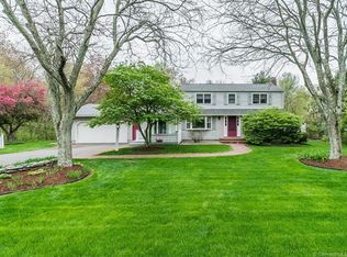52 Muddy Brook Rd, Ellington, CT 06029