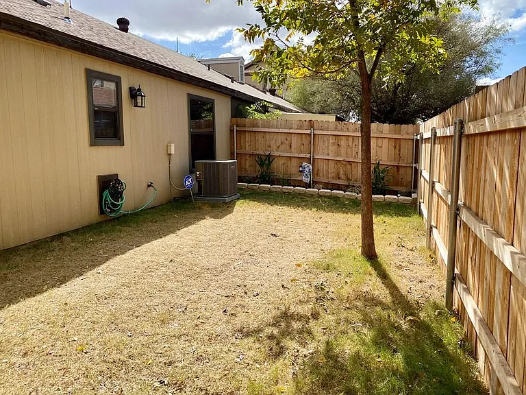 3606 Juanita Ave — Photo 12