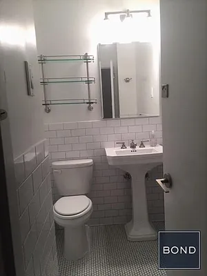 Rented by Bond New York | media 15