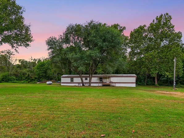 2561 SE Old Highway 13, Collins, MO 64738