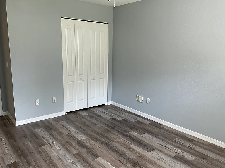 401 Harbour Lights Dr — Photo 37