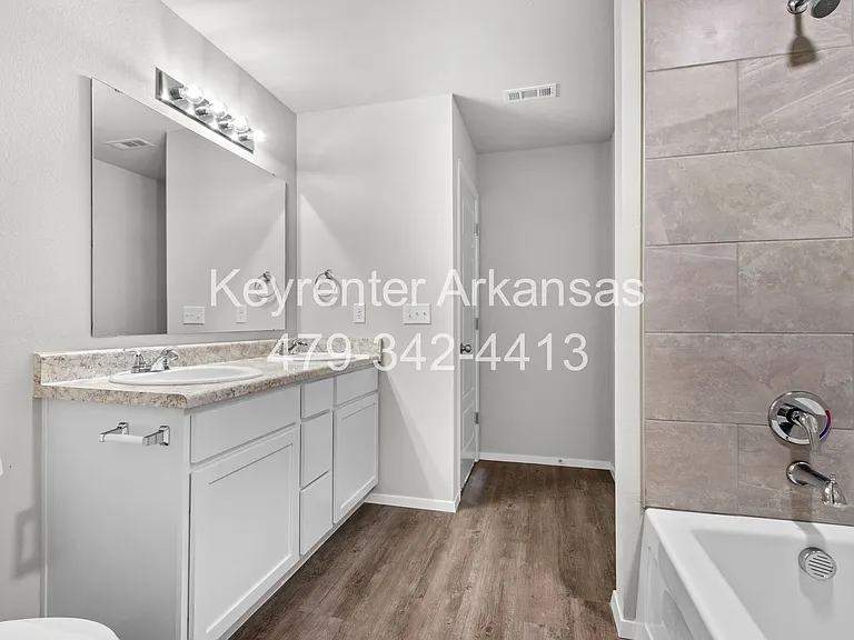 846 E Sparrow Cir — Photo 17