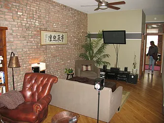 Rented by Rapid Realty Cobble Hill