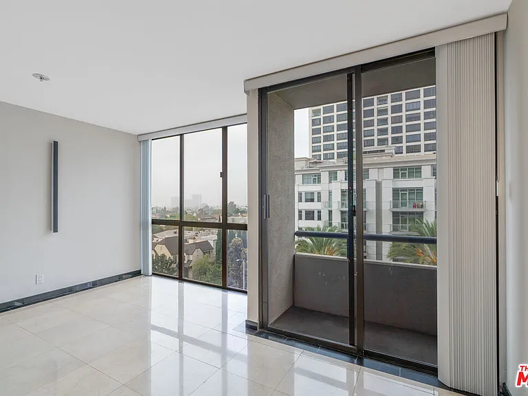 10660 Wilshire Blvd #703 — Photo 9