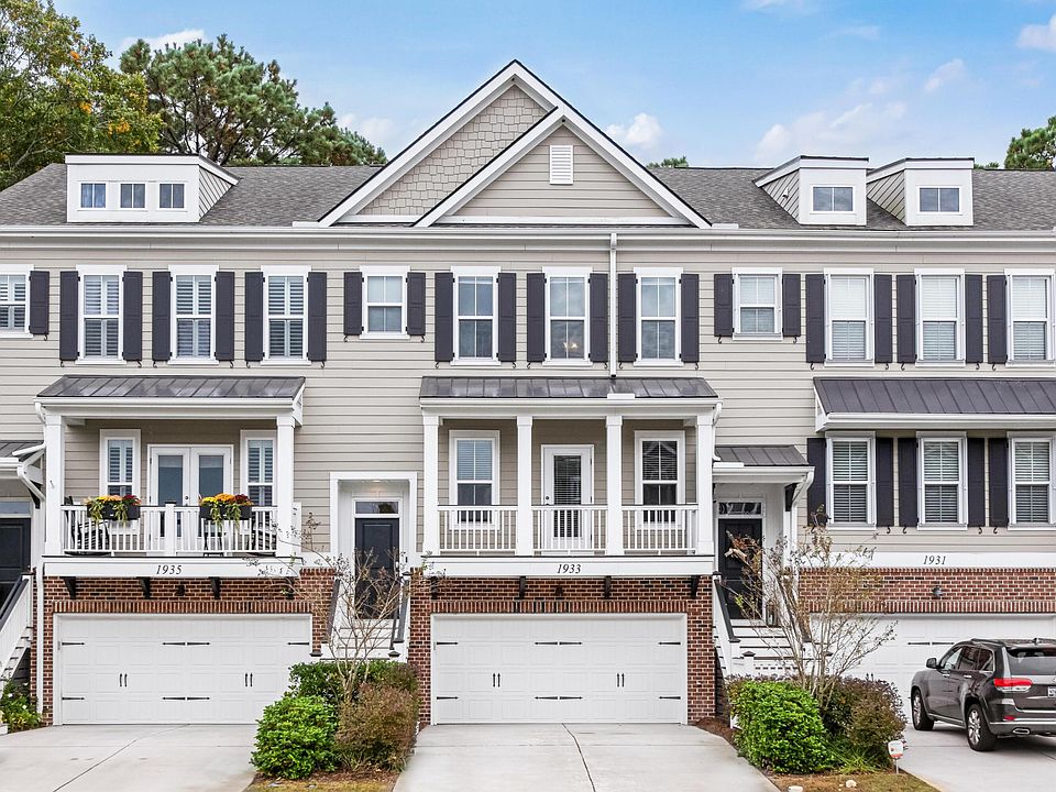 1st image of 1933 Carolina Towne Ct