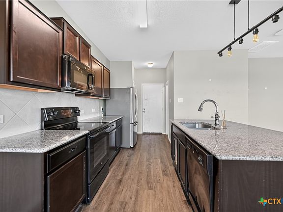 4th image of 456 Major Lee Ln