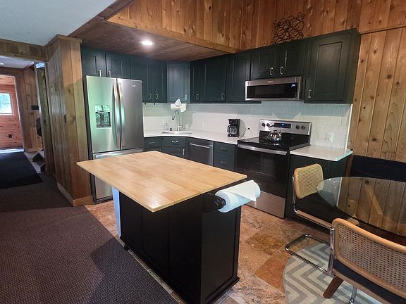 4th image of 10 Kernwood Dr #2