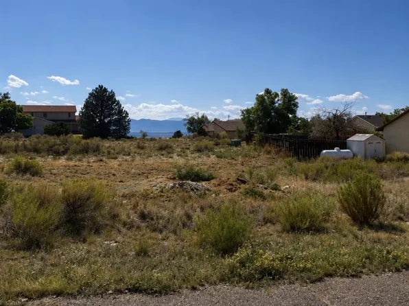821 S Dogwood Dr, Pueblo West, CO 81007