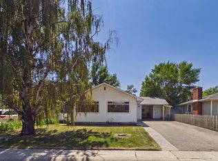 83 NE Westover Dr SW, Calgary, AB T3C 2S7