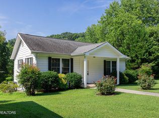 1609 Betts St, Athens, TN 37303