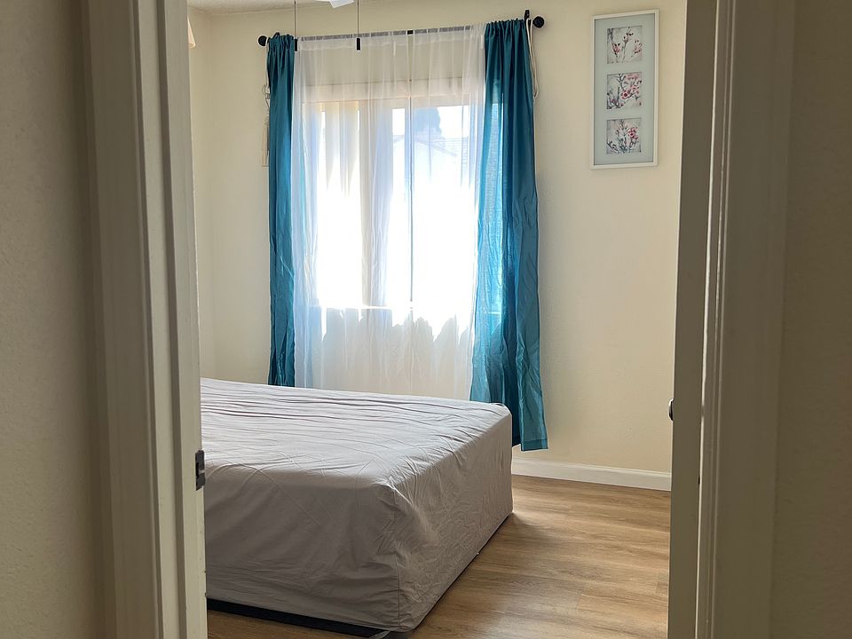 2nd image of 4890 Nogal St