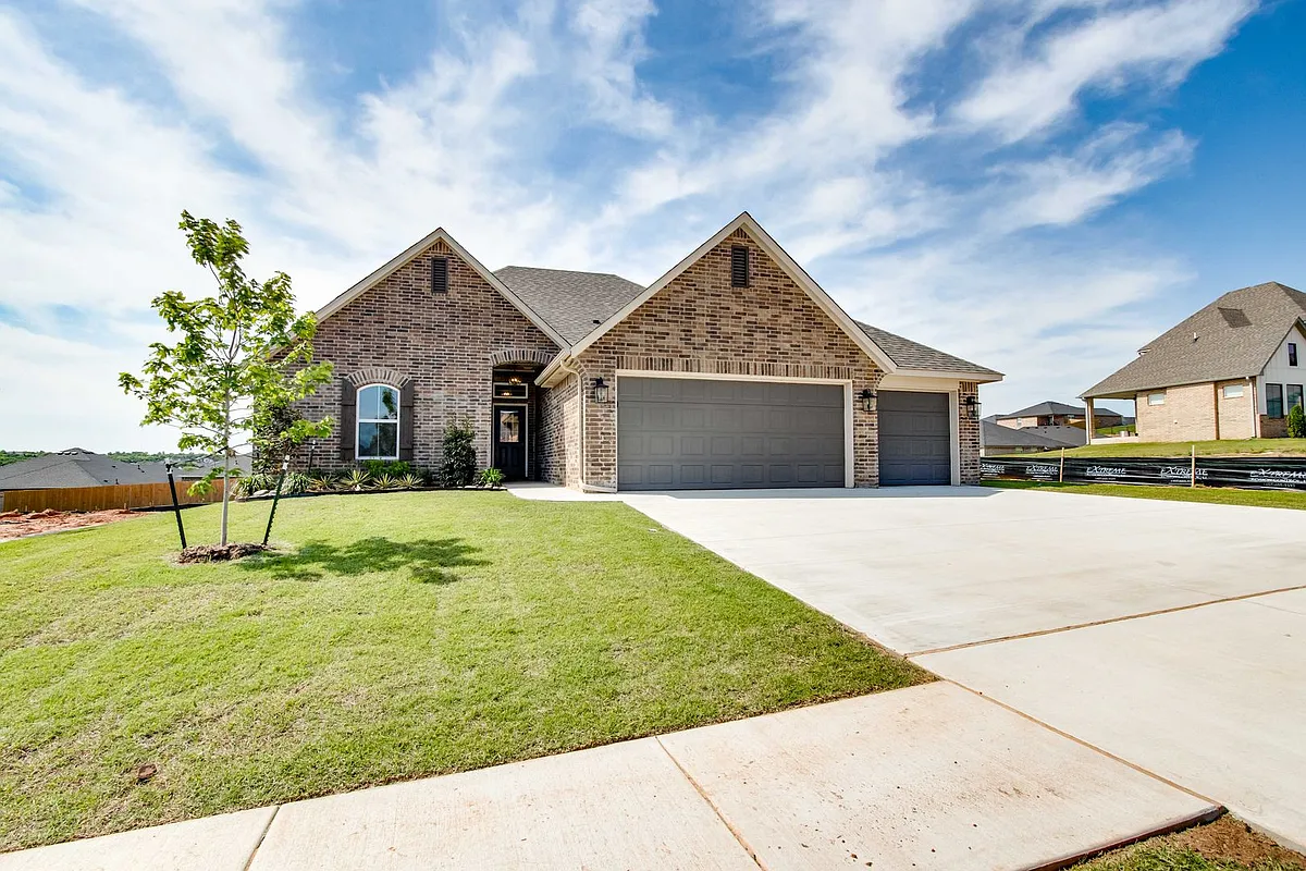 Building Photo - 6024 Frankie Lynn Ln