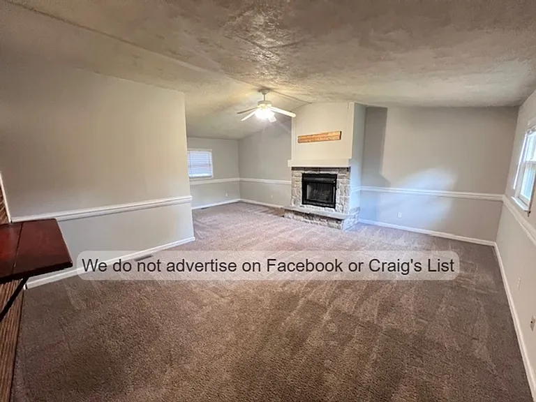 219 N Ingleside Dr — Photo 5